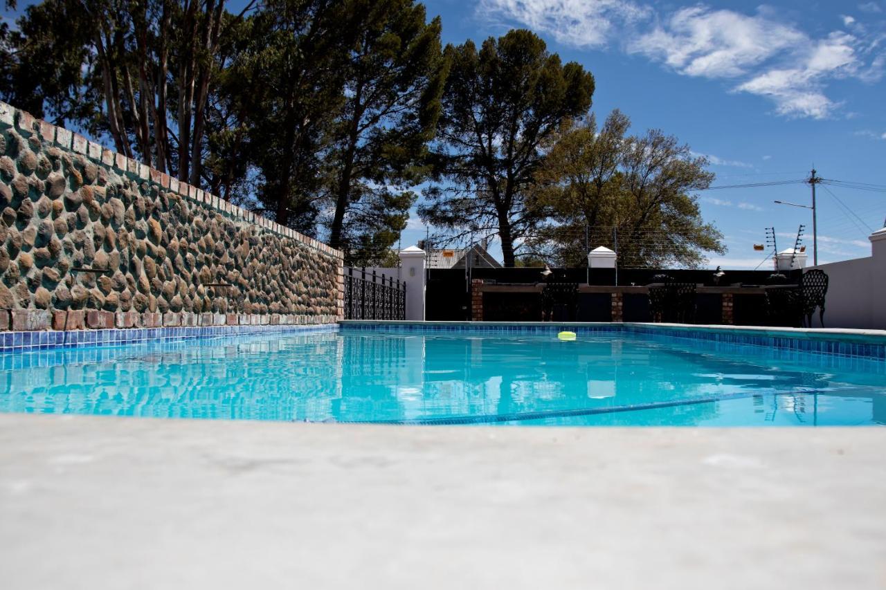 French Karoo Guesthouse Beaufort West Exterior foto